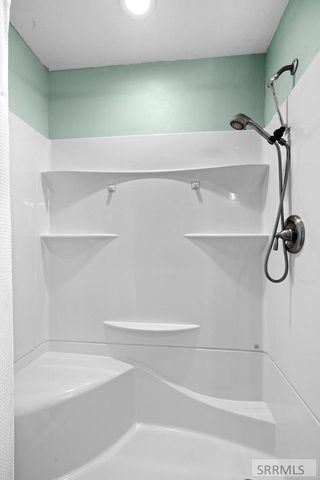 428 Edwards Avenue, Shelley, ID 83274