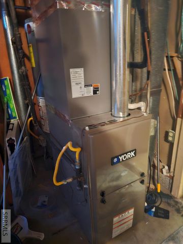 428 Edwards Avenue, Shelley, ID 83274