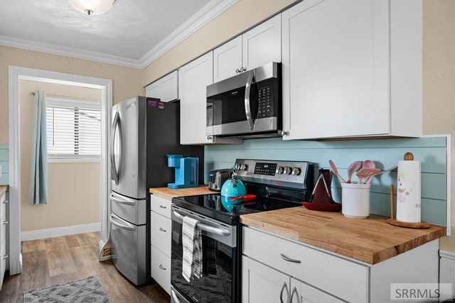 428 Edwards Avenue, Shelley, ID 83274