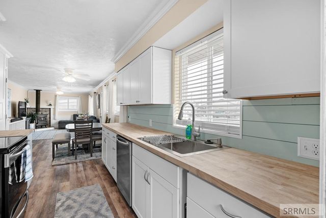 428 Edwards Avenue, Shelley, ID 83274