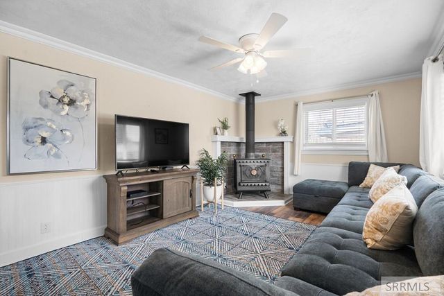 428 Edwards Avenue, Shelley, ID 83274