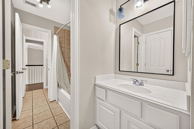 11603 Island Breeze Street, Pearland, TX 77584