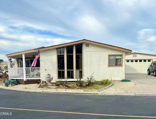 84 Poinsettia Gardens Drive, Ventura, CA 93004