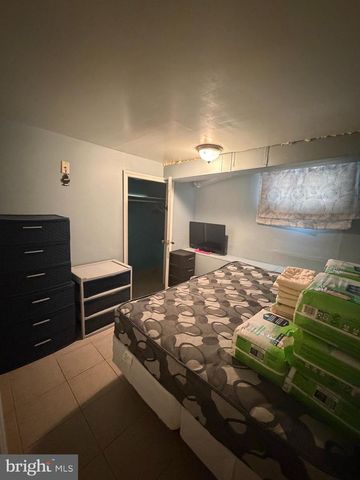 52 N 28TH ST, Camden, NJ 08105