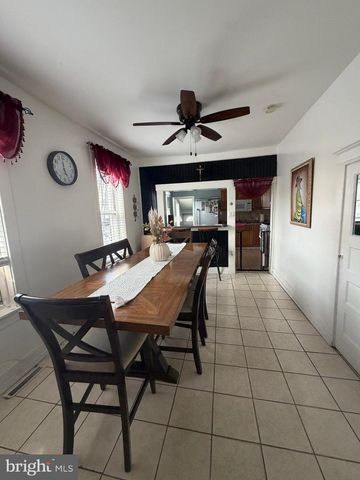 52 N 28TH ST, Camden, NJ 08105