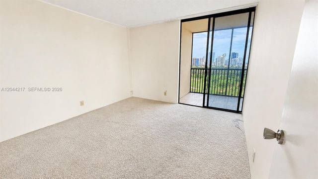 20301 W Country Club Drive 1826, Aventura, FL 33180