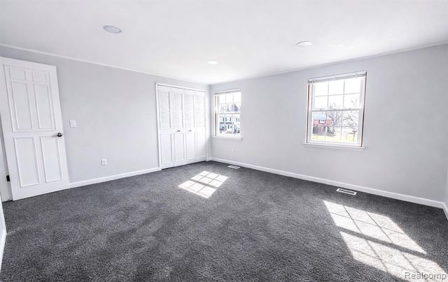 19585 Mariner Court, Northville, MI 48167