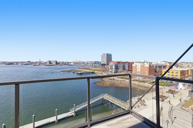 65 Lewis St PH12, Boston, MA 02128