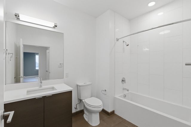 65 Lewis St PH12, Boston, MA 02128