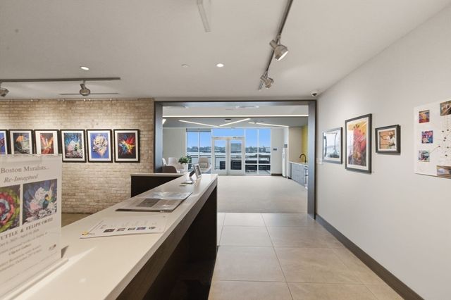 65 Lewis St PH12, Boston, MA 02128