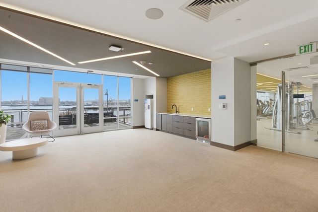 65 Lewis St PH12, Boston, MA 02128