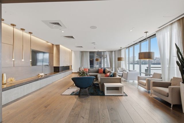 65 Lewis St PH12, Boston, MA 02128