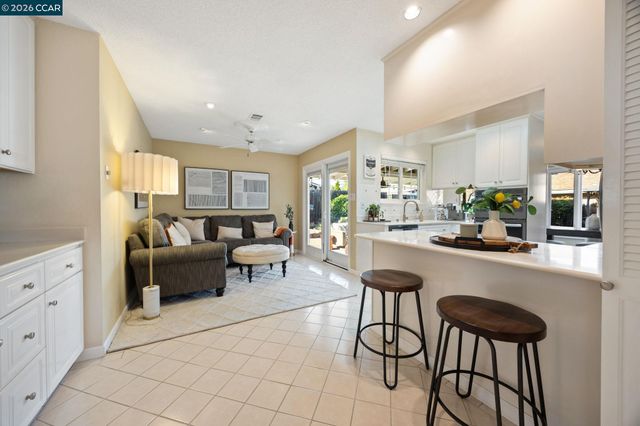 486 Viking Dr, Pleasant Hill, CA 94523