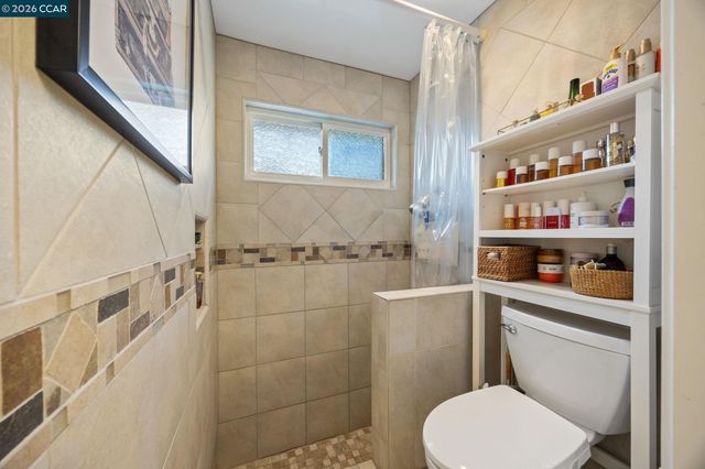486 Viking Dr, Pleasant Hill, CA 94523