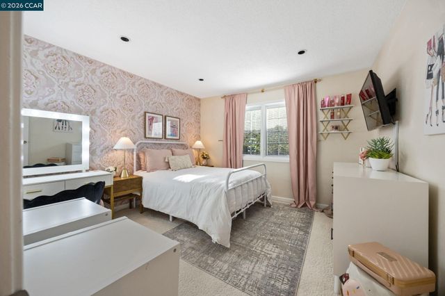 486 Viking Dr, Pleasant Hill, CA 94523