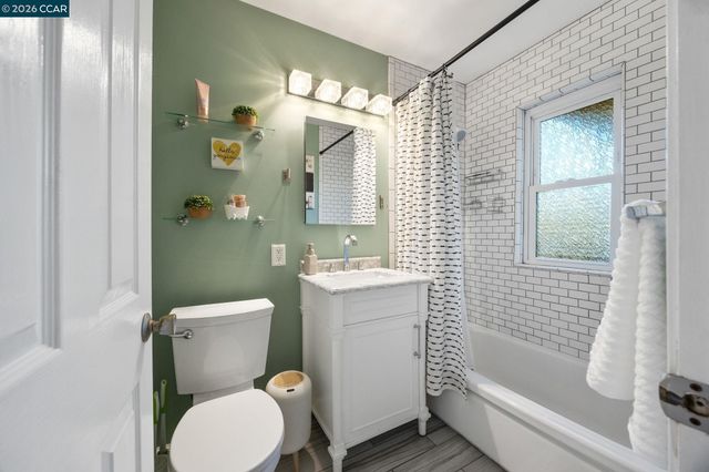 486 Viking Dr, Pleasant Hill, CA 94523