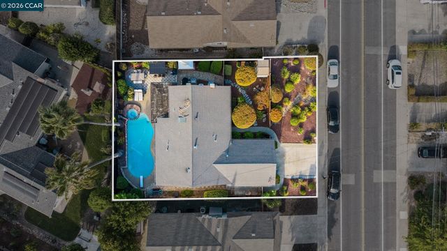 486 Viking Dr, Pleasant Hill, CA 94523