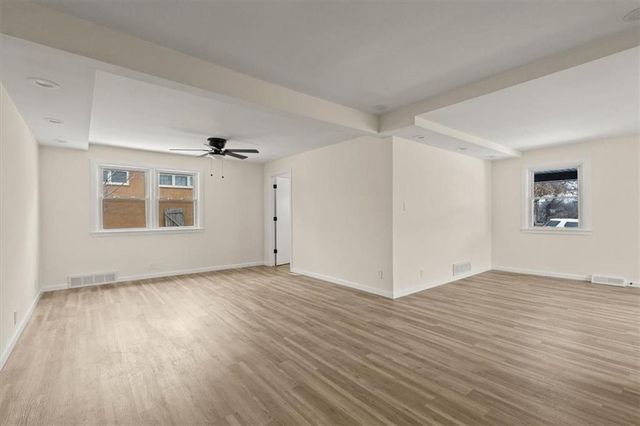 613 E Lexington Avenue, Independence, MO 64050