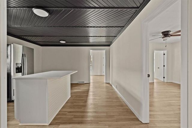 613 E Lexington Avenue, Independence, MO 64050