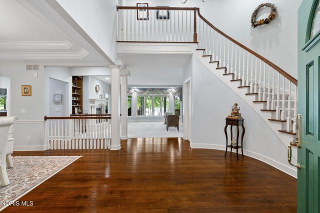 26 Tremore Way, Holland, OH 43528