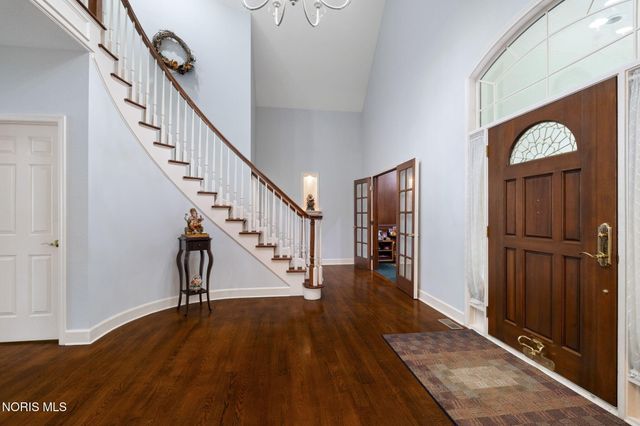 26 Tremore Way, Holland, OH 43528