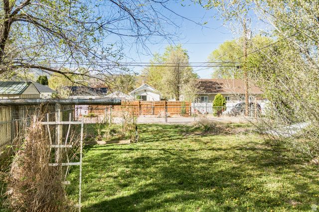231 N 14TH AVE, Pocatello, ID 83201