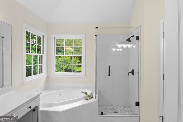 180 Shyrewood Drive, Lawrenceville, GA 30043