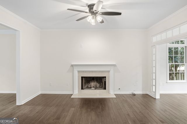 180 Shyrewood Drive, Lawrenceville, GA 30043