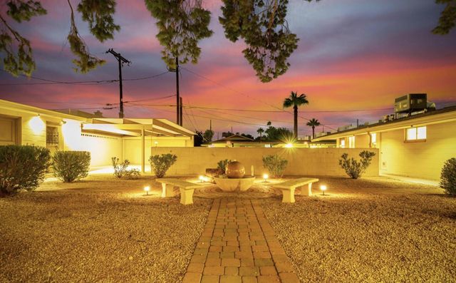 6242 N 12th Place Apt 4, Phoenix, AZ 85014