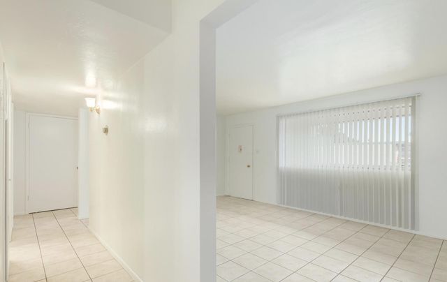 6242 N 12th Place Apt 4, Phoenix, AZ 85014