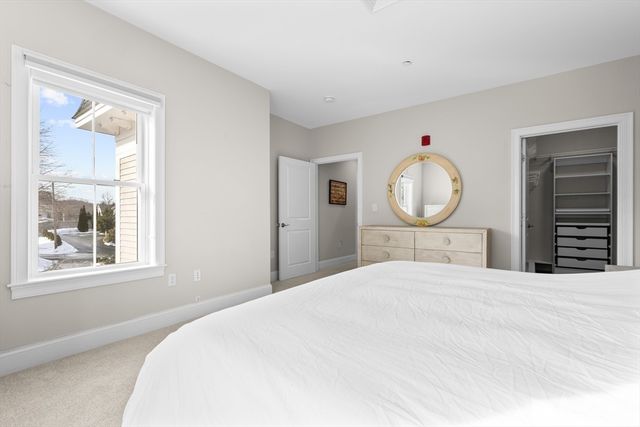 441 Essex St 202, Swampscott, MA 01907