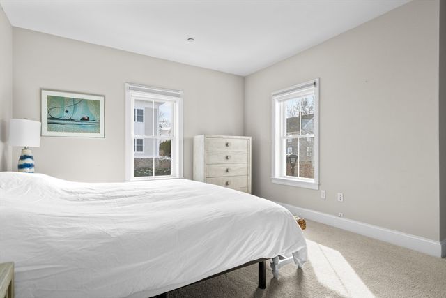 441 Essex St 202, Swampscott, MA 01907