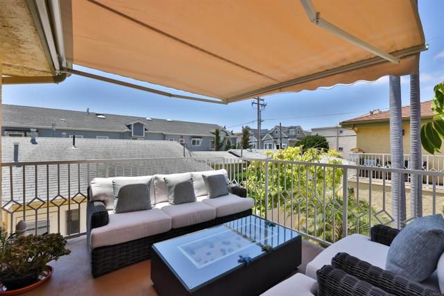 810 D Avenue, Coronado, CA 92118