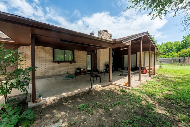 6455 El Toro Court, Fort Worth, TX 76133