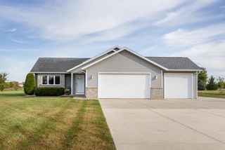 W2718 Fonda Lane, Belleville, WI 53508