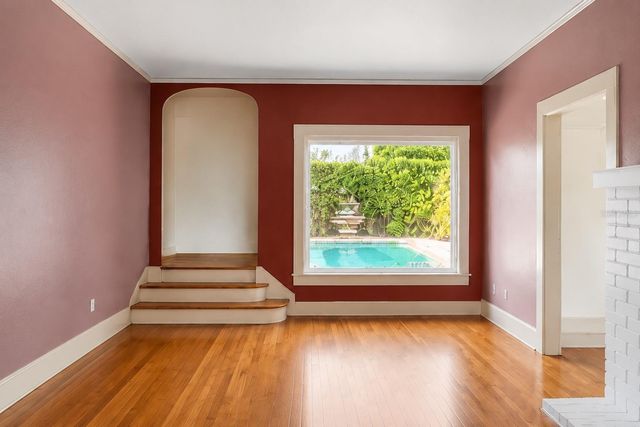 4535 9TH AVENUE N, St Petersburg, FL 33713