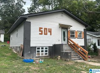504 10TH AVENUE, Midfield, AL 35228