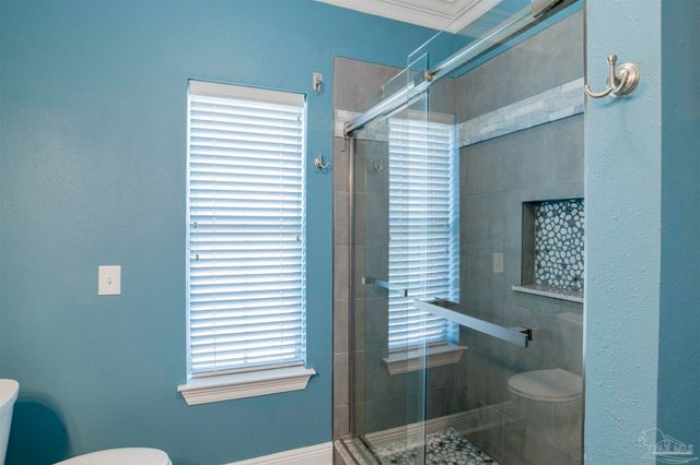 1006 Via Deluna Dr, Pensacola Beach, FL 32561