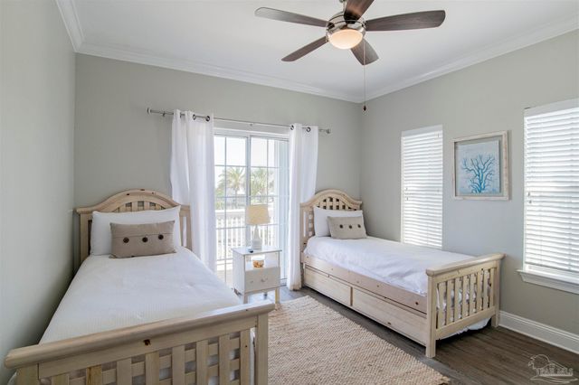 1006 Via Deluna Dr, Pensacola Beach, FL 32561