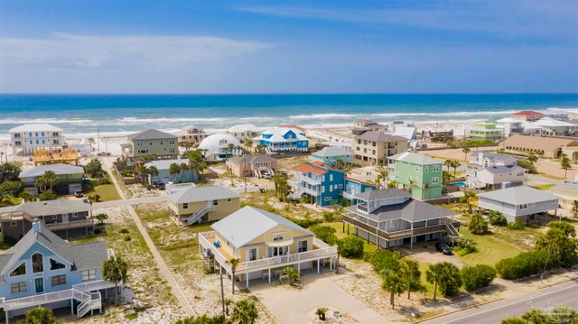 1006 Via Deluna Dr, Pensacola Beach, FL 32561