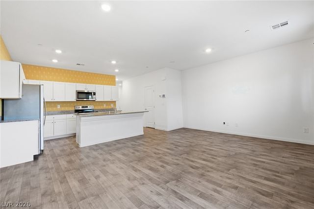 4258 Lunar Canyon Avenue, North Las Vegas, NV 89084