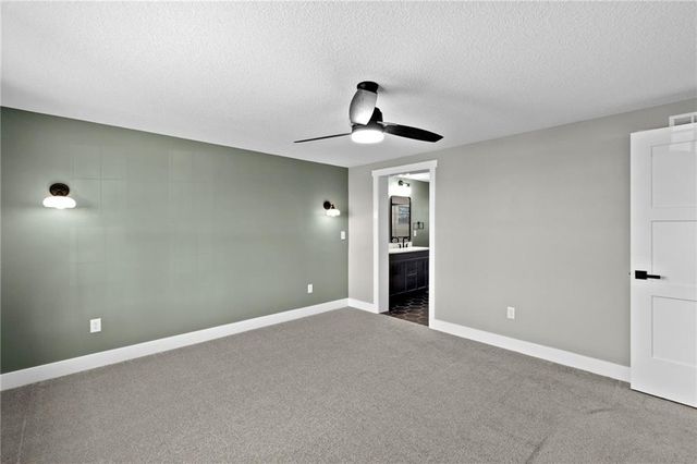 700 Harr Grove Road, Peculiar, MO 64078