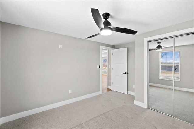 700 Harr Grove Road, Peculiar, MO 64078