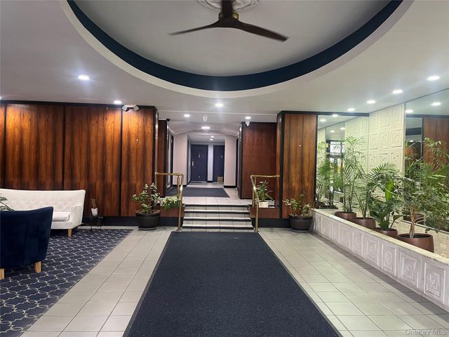 666 Pelham Road 3A, New Rochelle, NY 10805