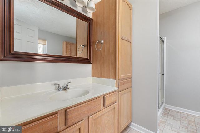 220 OATES RD, Star Tannery, VA 22654