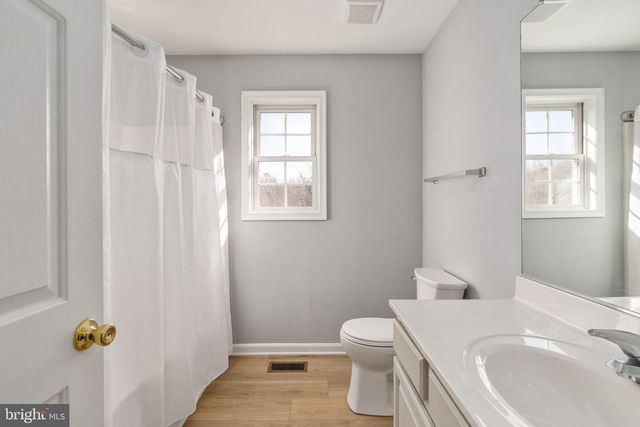 7541 EGGBORNSVILLE RD, Rixeyville, VA 22737