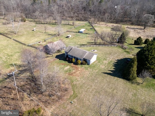 7541 EGGBORNSVILLE RD, Rixeyville, VA 22737