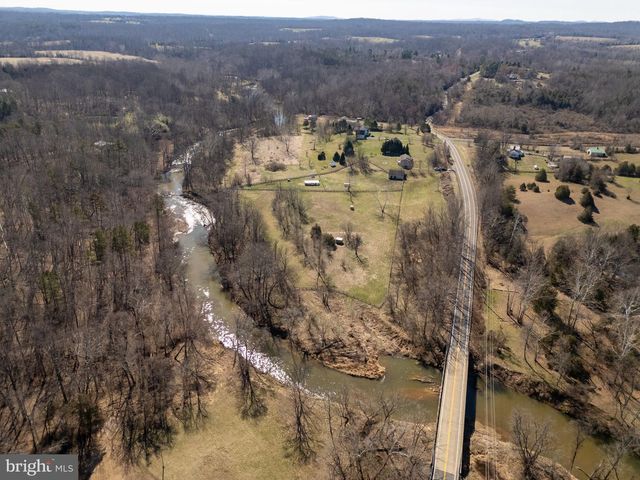 7541 EGGBORNSVILLE RD, Rixeyville, VA 22737