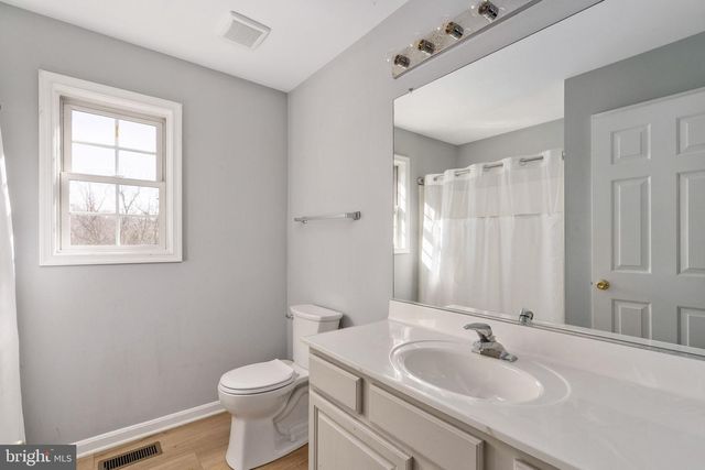 7541 EGGBORNSVILLE RD, Rixeyville, VA 22737