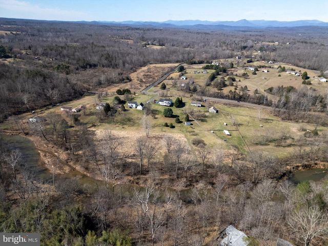 7541 EGGBORNSVILLE RD, Rixeyville, VA 22737